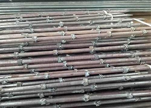 木里隧道钢花管